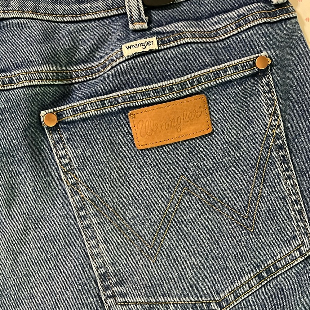 Wrangler Wanderer 622 High Rise Flare jeans size 33x30 - Picture 7 of 15